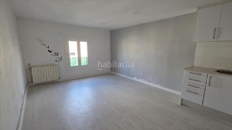 Foto 5b551790-b671-48f7-9d51-8ffbf8cef808. Pis a Raval Barcelona
