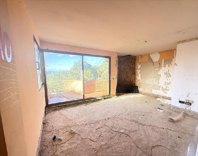 Foto 2a7e977a-7a54-4484-bd01-350861d84460. Chalet en Costa de la Calma Calvià