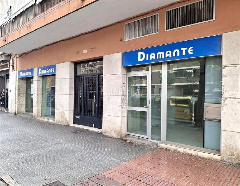 Foto ad091757-f704-4ad0-9dfe-f21874ee2399. Local comercial a Sagnier-Plaça de Catalunya Prat de Llobregat (El)