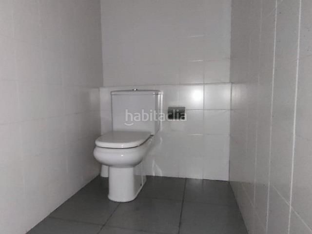 Foto 0a9c6298-0e62-4424-881b-4bdd2f8673e8. Local comercial a Martorell