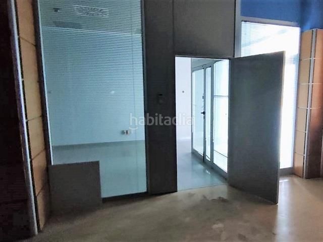 Foto f4d14299-dcea-42d9-9c1b-7d0e72867214. Local comercial a Martorell