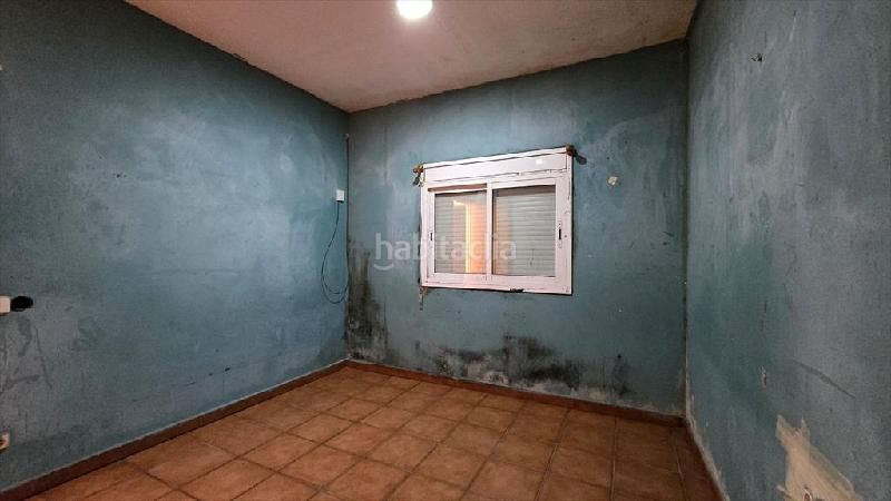 Foto 9bf9e5df-837c-425b-9333-6579b243536c. Casa aparellada a El Pedró Cornellà de Llobregat