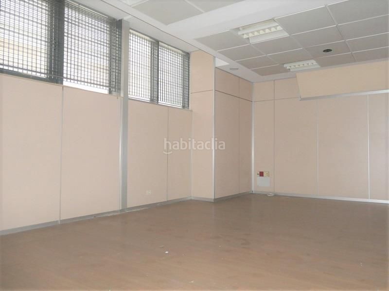 Foto a0e9d149-cdd3-418c-9a98-83f292158389. Local comercial a Sant Francesc Valencia