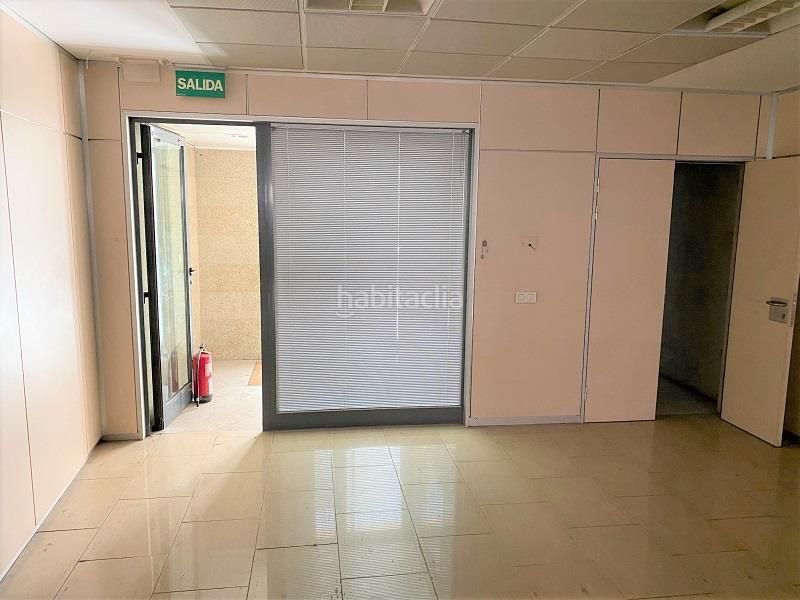 Foto abee2a43-0076-477a-b822-185876cb67f0. Local comercial a Sant Francesc Valencia