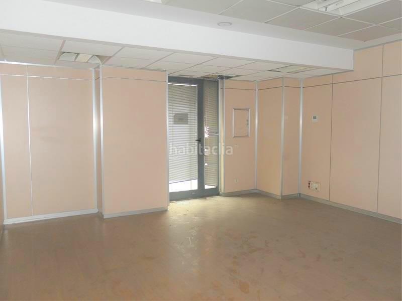 Foto ea39379a-86eb-4156-85d6-93135f38f264. Local comercial en Sant Francesc Valencia