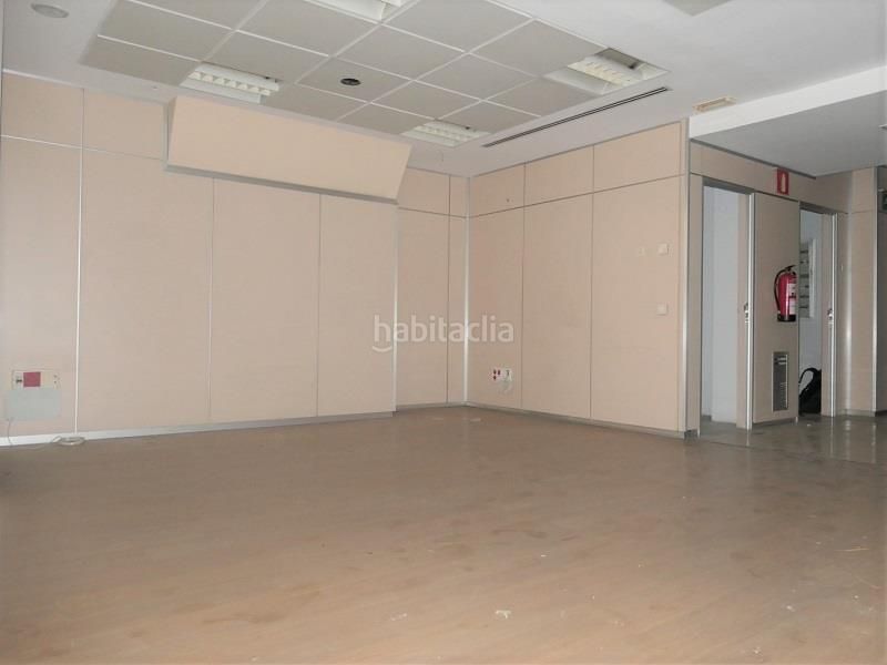 Foto f27d83a6-5659-436a-b549-a52ac68a88fd. Local comercial a Sant Francesc Valencia