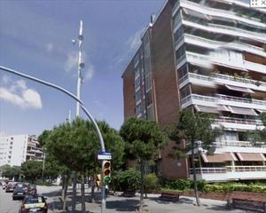 Parking coche en Barri de les Corts