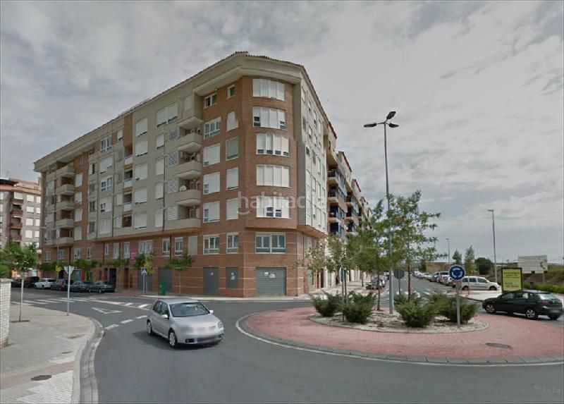 Foto 592b8323-7861-465a-96c9-0cb067f1d29d. Aparcament cotxe a Piscinas Villarreal / Vila - real