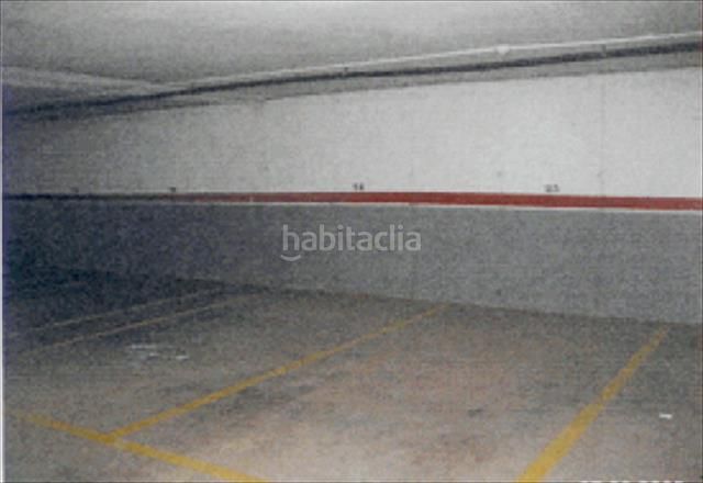 Foto b2854cf0-5b64-40f0-8004-0f466b19abc9. Aparcament cotxe a Piscinas Villarreal / Vila - real