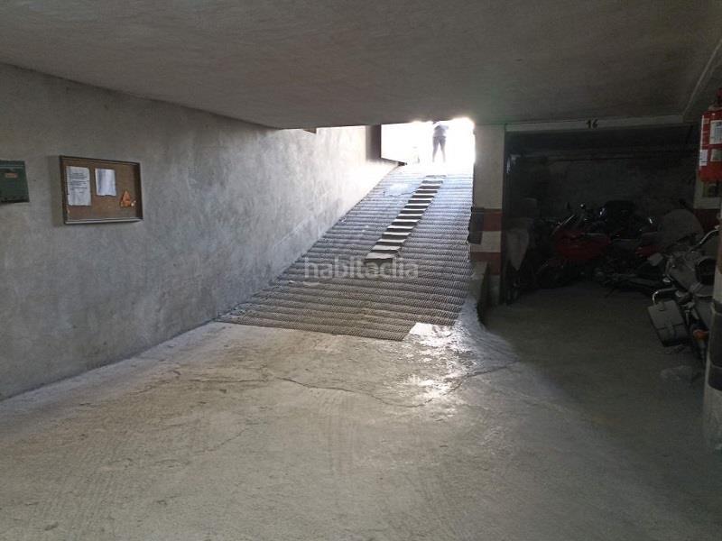 Foto 001621cc-d78f-49e2-8e46-31dcabd8ae5d. Aparcament cotxe a Carolinas Altas Alicante