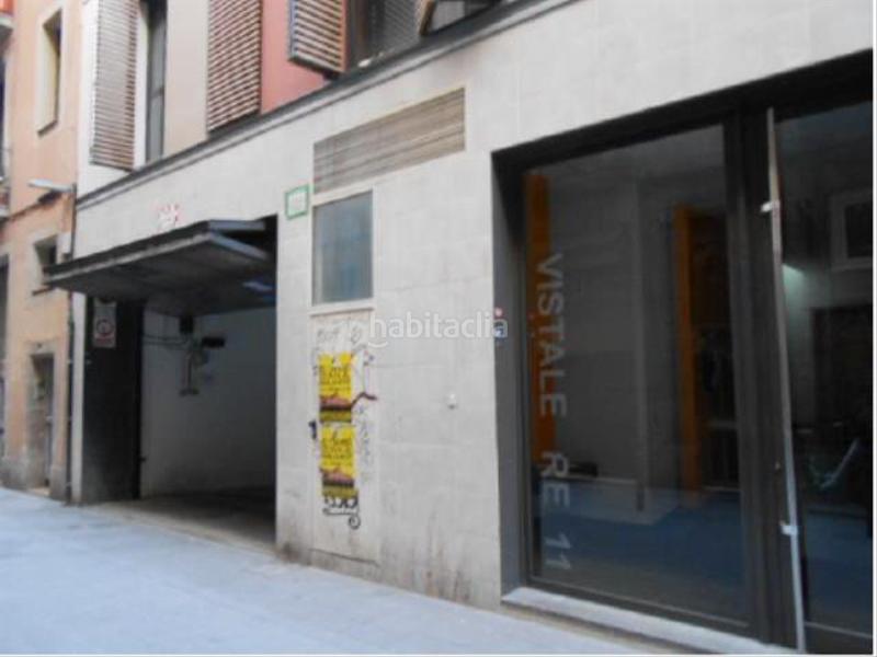 Foto b27a37cd-fdbf-4963-820b-e8479308de5e. Parking coche en Raval Barcelona