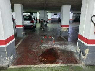 Car parking in Trinitat