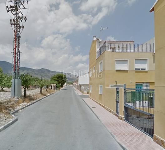 Foto a39a89e1-e7c5-4b52-9603-dd1b4931447f. Aparcament cotxe a Salinas