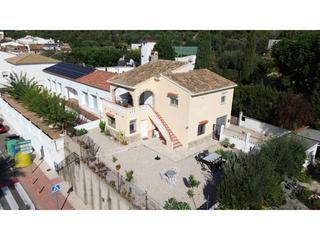 Maison  Torres ordua. Casa dividida en dos apartamentos