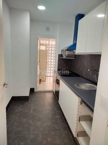 Foto 0a34e9b9-f06d-46d3-be15-947c1e4b7312. Apartament a Campo Verde Granada