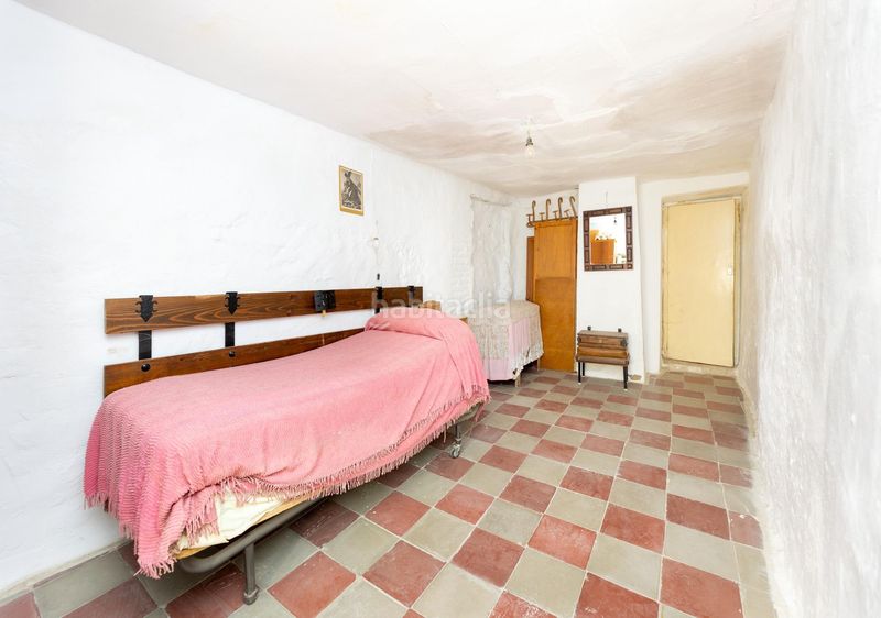 Foto 2fef20ed-07c8-4b97-a41b-a3c572a29952. Casa bifamiliare in calle arriba 27 in Pinos Genil