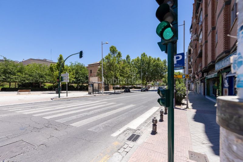 Foto 6005a5d2-8927-42f9-9dac-d98fa7d9e111. Ático en avenida avenida madrid 43 gran ático reformado de cuatro dormitorios con magnífica terraza en Granada