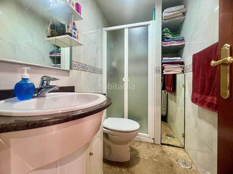 Foto 47a2e752-3500-49e5-9e04-027126fff52b. Casa con riscaldamento parcheggio in Barrio de Zaidín Granada