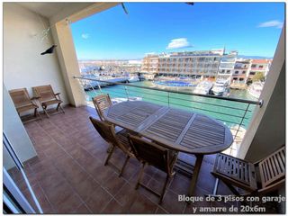 Edificio en Salins 2 26. Edificio en venta empuriabrava, 3 apartamentos, gran garaje y am