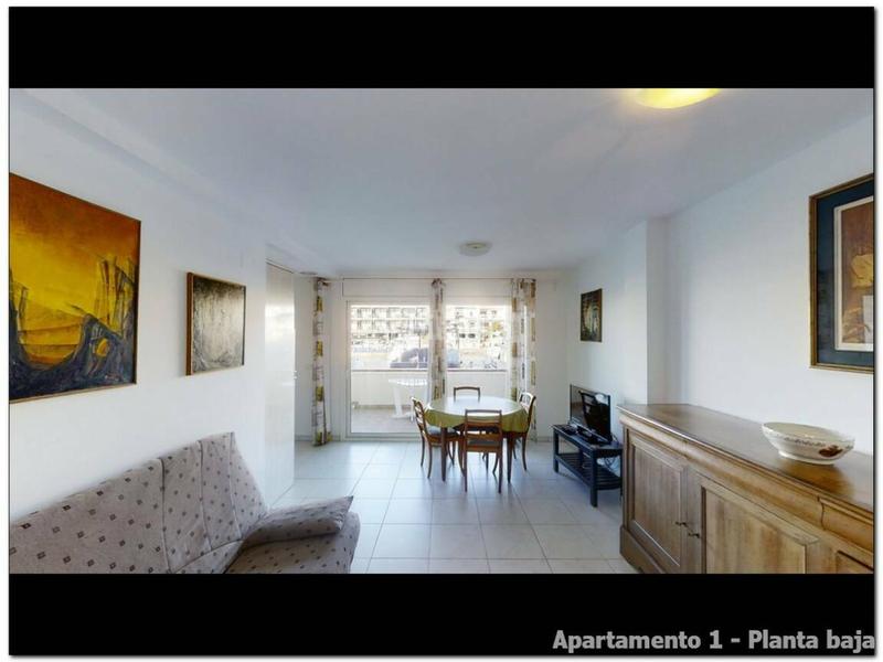 Foto 1f427ca8-5582-4020-9bd8-cc98e1317510. Edifici a salins 2 26 a Salins - Cavall de Mar Empuriabrava