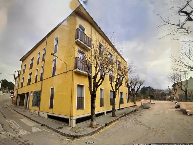 Foto 93a72597-61a4-4692-82e2-316358236188. Piso en roques 16 piso en planta segunda a la venta con ocupas en Santa Coloma de Farners