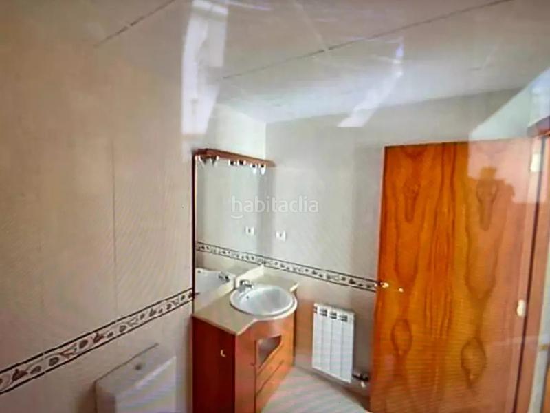 Foto 6280ff05-0ede-4683-aa53-d1a676fc523a. Piso en montseny 56 piso con ocupas en venta en calle montseny, gerona en Girona