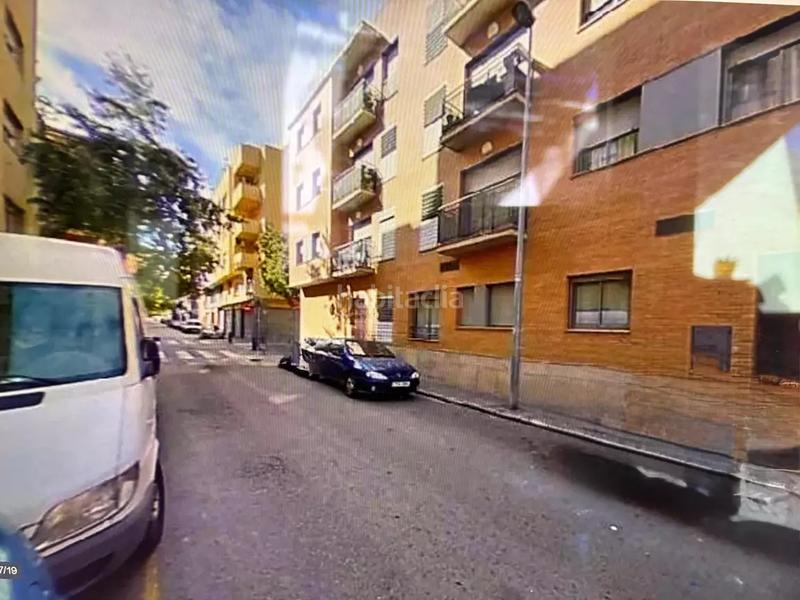 Foto bad0449e-ce92-48bd-aa65-82303e2e301d. Piso en montseny 56 piso con ocupas en venta en calle montseny, gerona en Girona