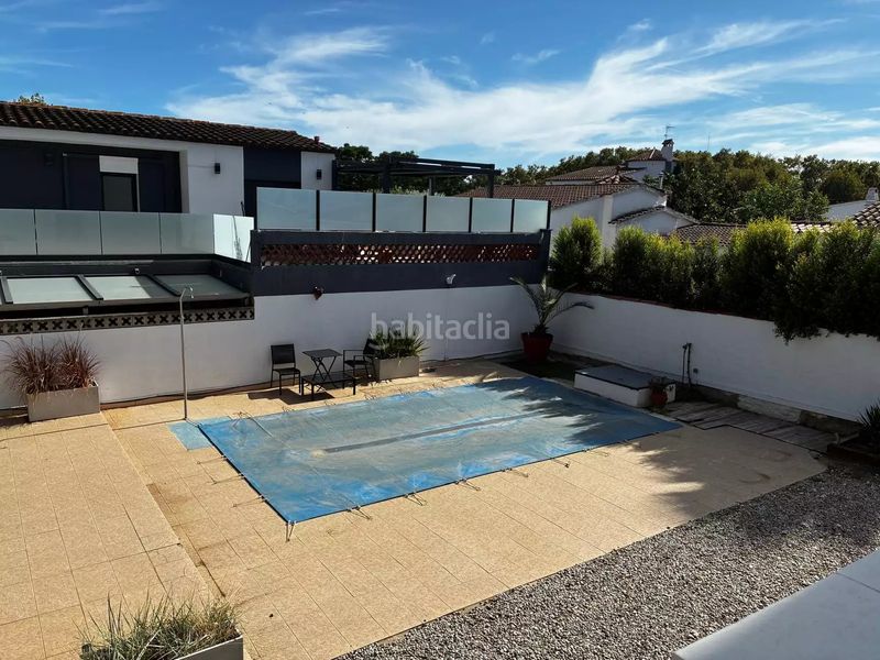 Foto 8d97d61f-c702-4a0b-a4db-ee266efc0941. Casa amb calefacció aparcament piscina a Carlit - Montseny Empuriabrava