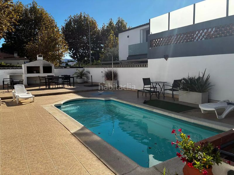 Foto ba020c49-a75e-41a9-8656-03d20ff49fc0. Casa amb calefacció aparcament piscina a Carlit - Montseny Empuriabrava