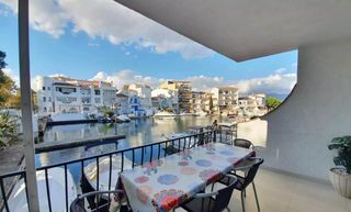 Flat  P.banyuls. Piso en venta con amarre privado en empuriabrava