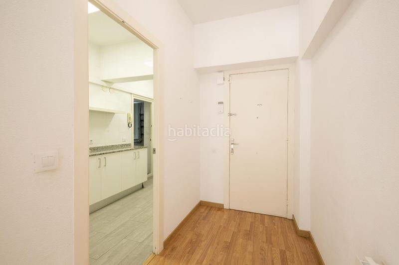 Foto 6247513d-bad9-4f2b-94e1-a36f49c083e7. Piso adoshomes presenta en exclusiva esta planta baja con jardín de 108m2 con gran potencial en una de las zonas más exclusivas de barc en Barcelona