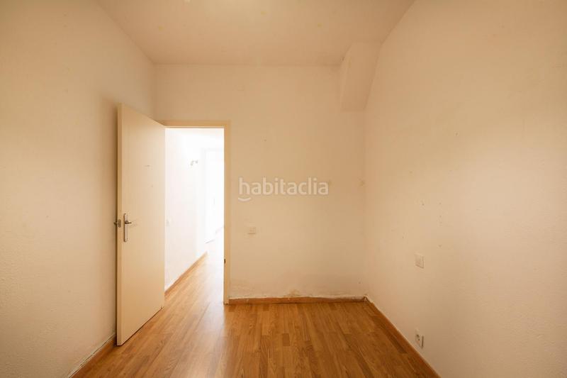 Foto 707e1663-b8d3-4ece-bdeb-04b81bb8b9af. Piso adoshomes presenta en exclusiva esta planta baja con jardín de 108m2 con gran potencial en una de las zonas más exclusivas de barc en Barcelona