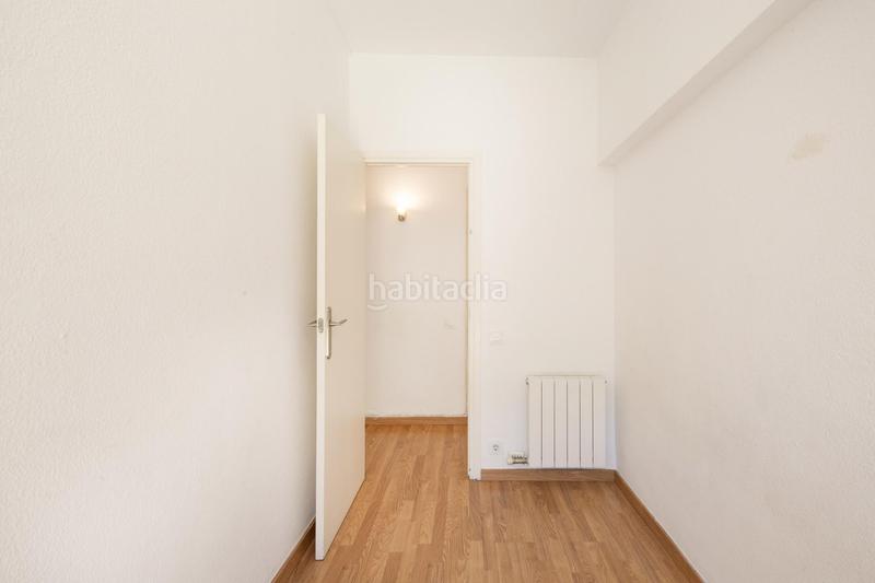 Foto 8e1186a1-fe79-4128-a7a2-4e126c49c0e9. Piso adoshomes presenta en exclusiva esta planta baja con jardín de 108m2 con gran potencial en una de las zonas más exclusivas de barc en Barcelona