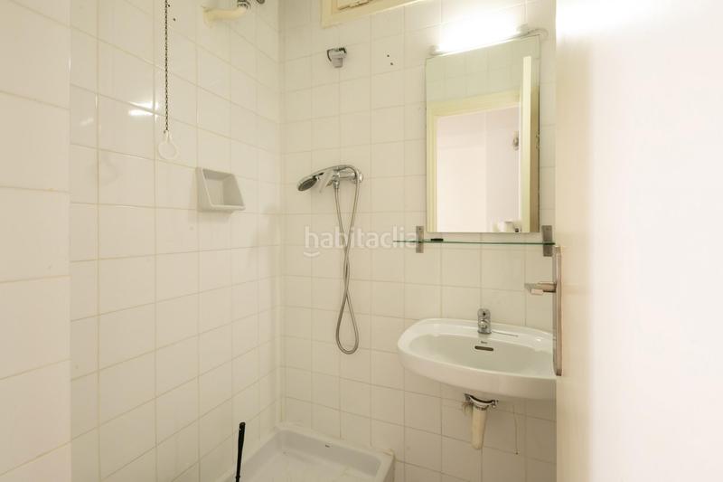 Foto b8d0221f-94d0-4fc4-ac4b-68bd400f2cdd. Piso adoshomes presenta en exclusiva esta planta baja con jardín de 108m2 con gran potencial en una de las zonas más exclusivas de barc en Barcelona