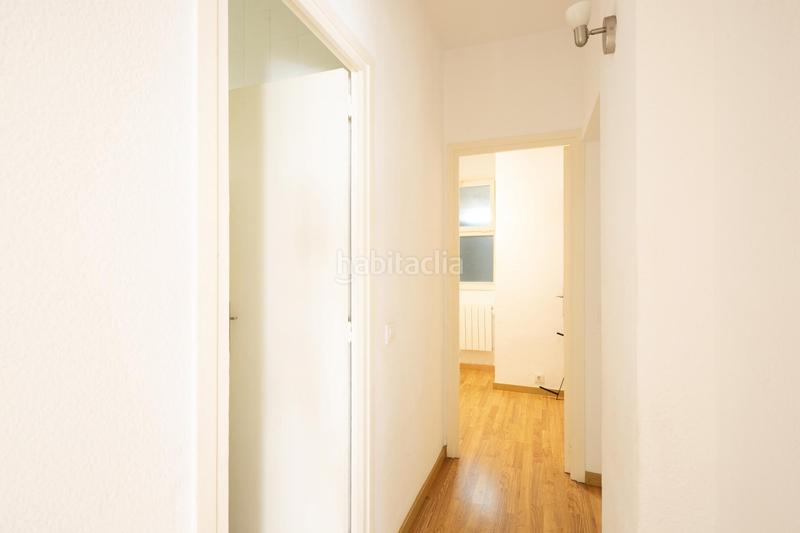 Foto c0763a58-23e8-4bdc-acb4-a45a8f319a0e. Piso adoshomes presenta en exclusiva esta planta baja con jardín de 108m2 con gran potencial en una de las zonas más exclusivas de barc en Barcelona