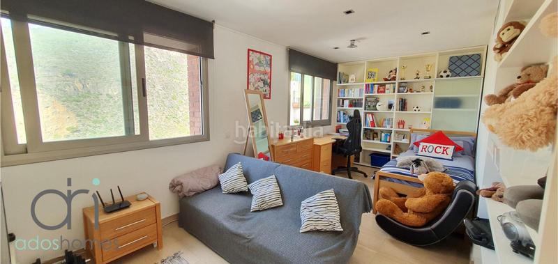 Foto 533f6c3d-f3bc-4ee8-9dee-4769666dd4e2. Casa amb calefacció aparcament piscina a les botigues de Sitges Sitges