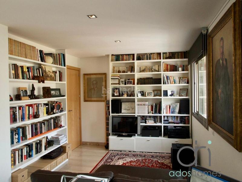 Foto 89489c83-1e80-4f09-8237-30e4111ab0c4. Casa amb calefacció aparcament piscina a les botigues de Sitges Sitges