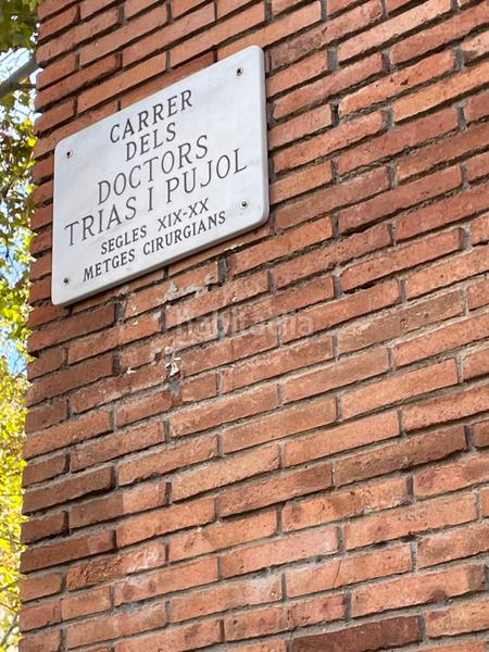 Foto a05b2772-8978-48db-9894-cf9dc96fb49f. Autoparkplatz in dels doctors trias i pujol 2 in Pedralbes Barcelona