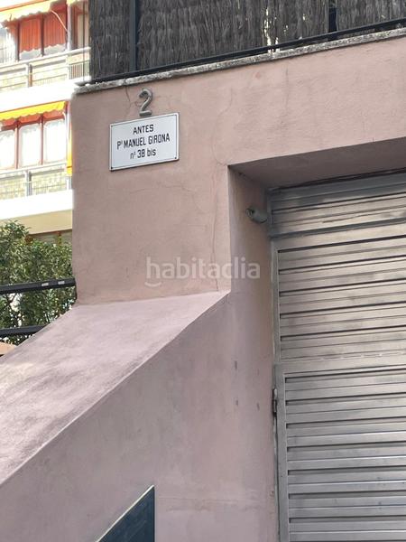 Foto ac11e292-57ba-4b88-aa23-885cf82f2c9b. Autoparkplatz in dels doctors trias i pujol 2 in Pedralbes Barcelona