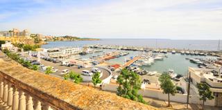 Chalet en Sant Agustí. Casa en calanova para reformar con vistas al mar