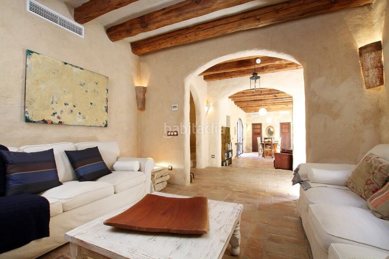Foto 0b119eed-975c-4d41-82b9-7822a6d94a4a. Casa aparellada a Pollença poble Pollença