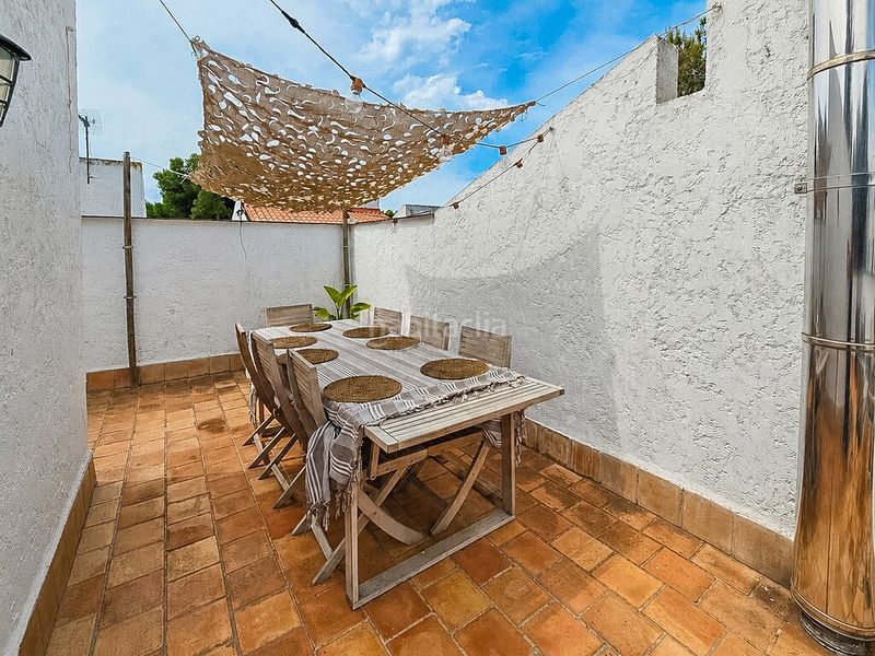 Foto 5f19954c-6caa-4e25-be55-18254bfa73f6. Casa aparellada amb aparcament piscina a Sol de Mallorca Calvià