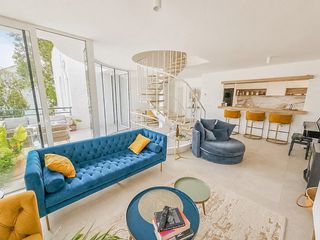 Maison jumelée à Sol de Mallorca. Luminosa casa adosada de 3 dormitorios con vistas a la piscina y