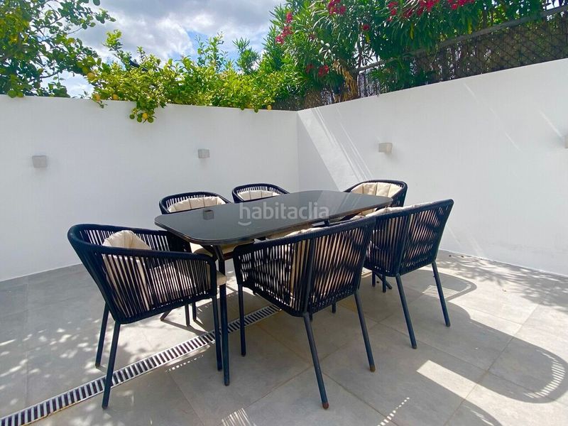Foto 127bd406-de32-41f8-98e4-f7a33ac236de. Casa aparellada amb aparcament a Portals Nous Calvià