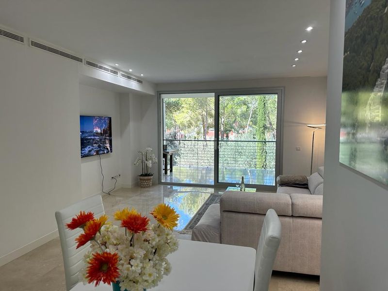 Foto 8b672390-1b6a-41e8-b78f-bd26042dcdde. Apartament amb aparcament piscina a Portals Nous Calvià
