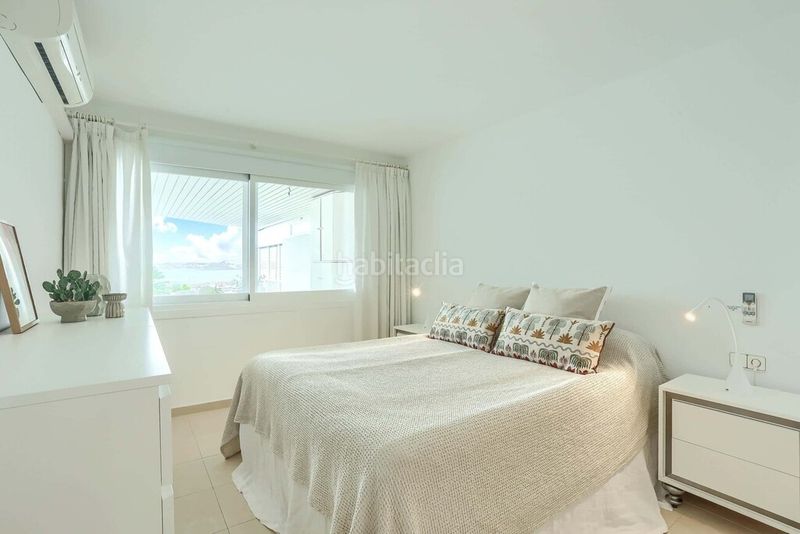 Foto 6c8185bd-76d8-48ee-81fd-08e767b62f80. Apartament amb aparcament piscina a Portals Nous Calvià