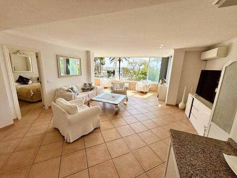 Foto 6a436e24-3bf3-4f95-a182-8ac2678b8f9c. Apartament amb piscina a Portals Nous Calvià