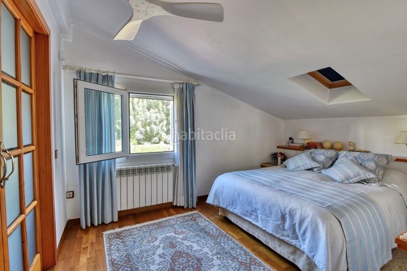 Foto 5c95ba52-f009-49c1-a593-0f857f5d6a34. Casa aparellada amb calefacció a Calvià poble Calvià