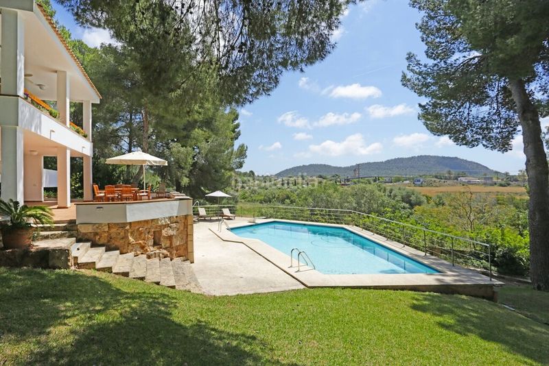 Foto bd0c8573-42a3-4902-997f-0262536d04ca. Xalet amb aparcament piscina a Costa de la Calma Calvià