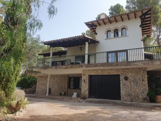 Country house in Puigpunyent. Finca rural situada en galilea
